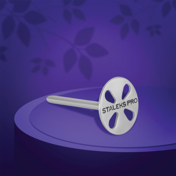 STALEKS PRO PODODISC M EXPERT 20mm – Επαγγελματικός ποδολογικός δίσκος με μακρύ στέλεχος και σετ 5 ανταλλακτικών pads 180 grit, παρουσίαση προϊόντος.