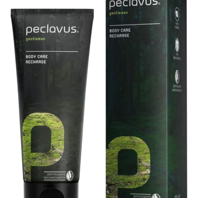 Ανδρική λοσιόν σώματος peclavus gentleman Recharge 200ml με τη συσκευασία της.
