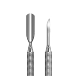 Λεπτομέρεια του στρογγυλεμένου πλατιού άκρου και του καθαριστή του Staleks Pro Expert 30/6.