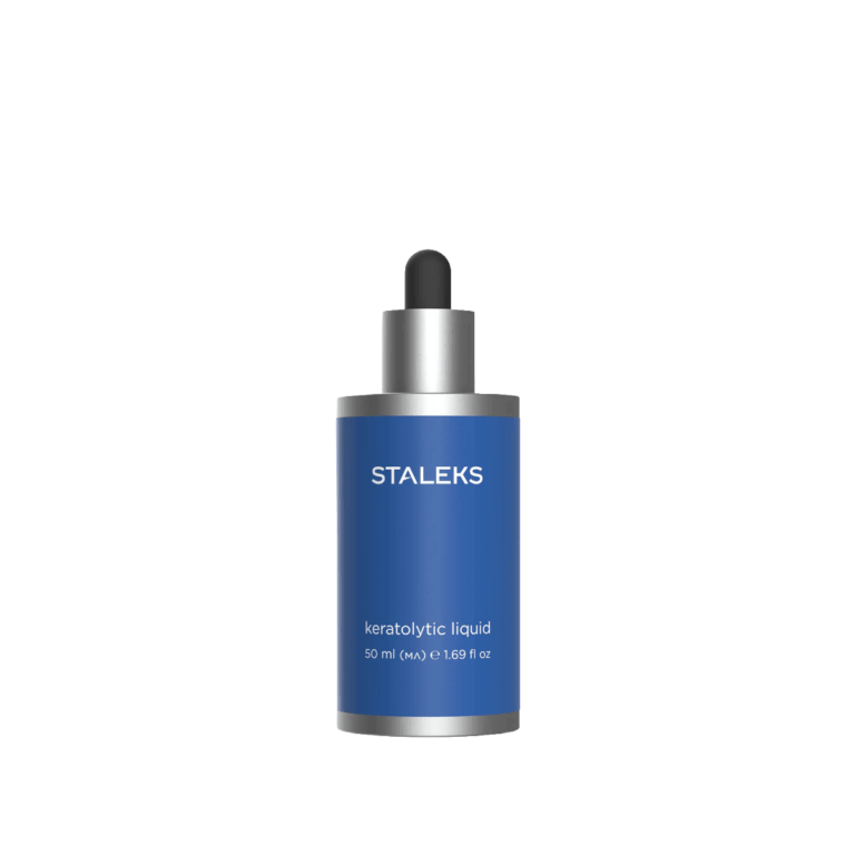 Κερατολυτική λοσιόν STALEKS PRO treat.s KT-50 50ml σε μπλε φιαλίδιο με πιπέτα.